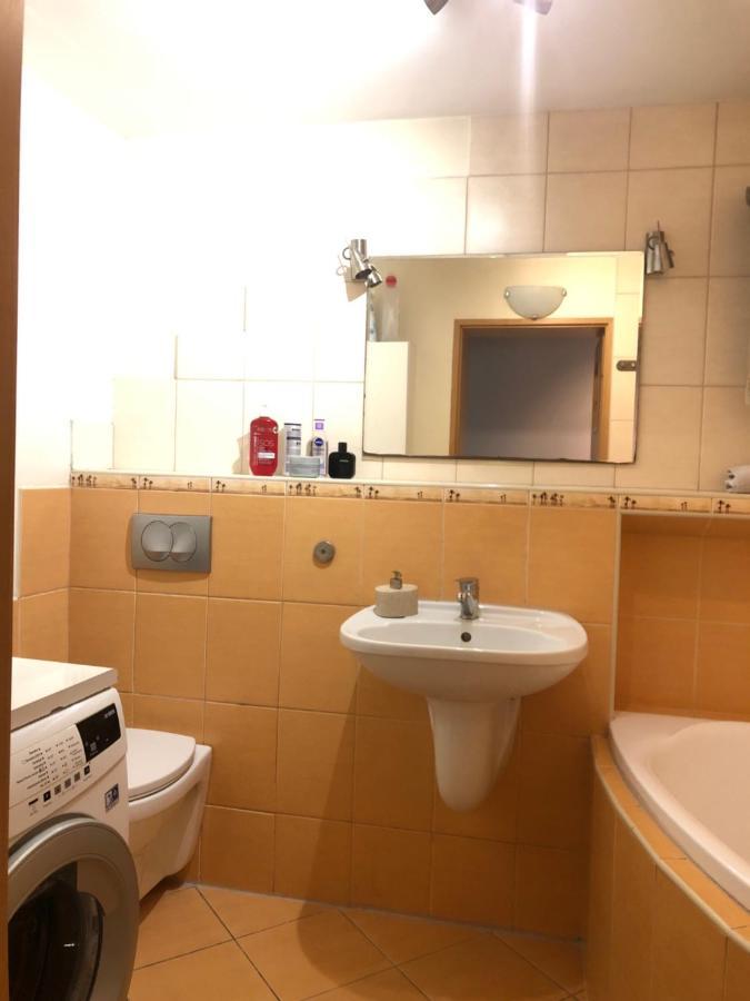 Nice Room, Комната, Pokoj Miedzy Airport Wro A Centrum Breslavia Exterior foto